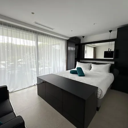 Miami Bed & Breakfast