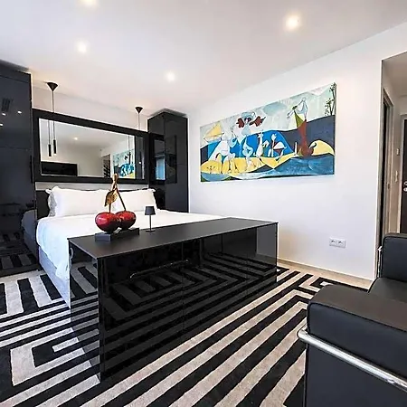Miami Bed & Breakfast 5*
